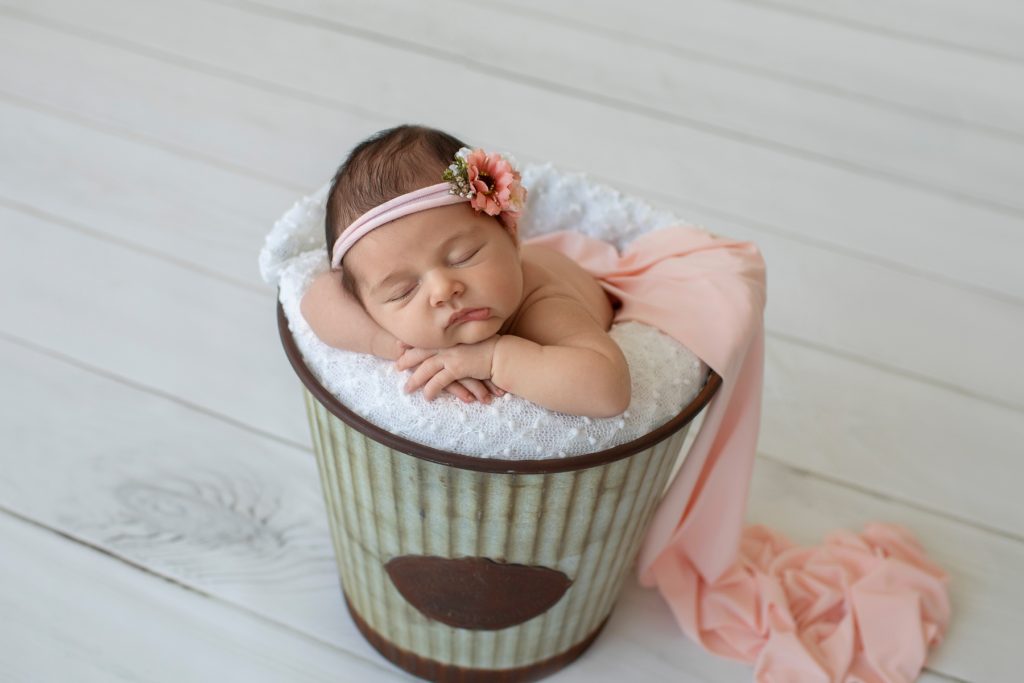 When to take newborn photos