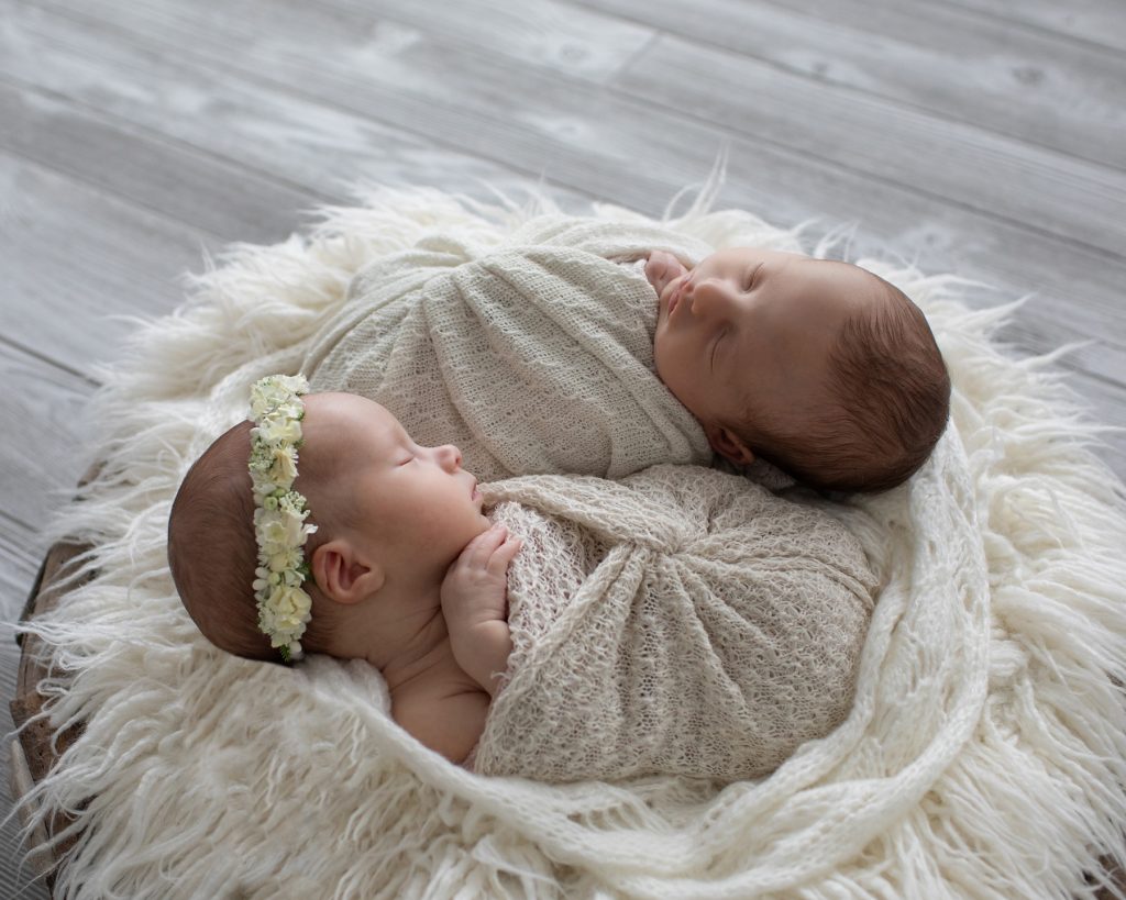 twin newborn photography