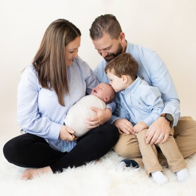 Newborn Photos With Siblings