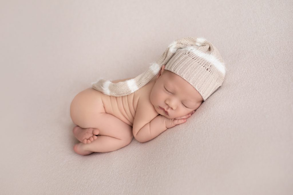 Newborn Girl Photo Ideas: Outfits and Bean Bag Poses