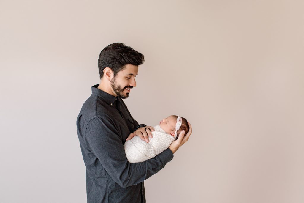 baby girl photo with dad