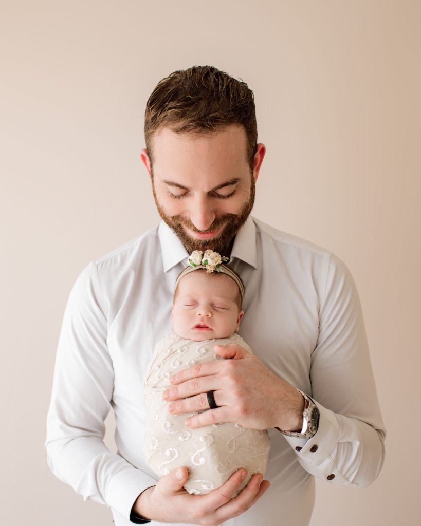 Family Portrait Photographer Gainesville, FL, Best Daddy Daughter Poses