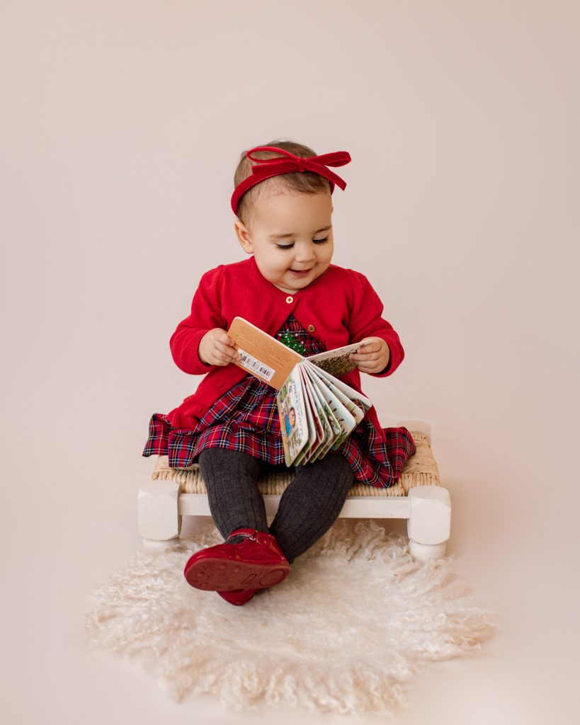 Toddler Girl What to Wear Holiday Professional Portraits Gainesville, FL