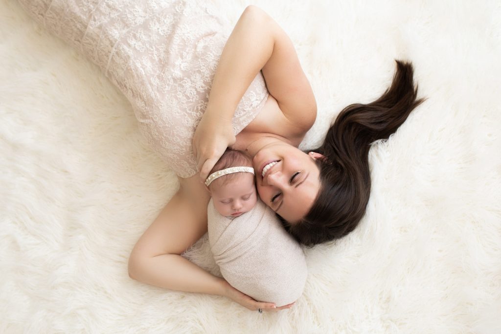 Creative Newborn and Family Photography