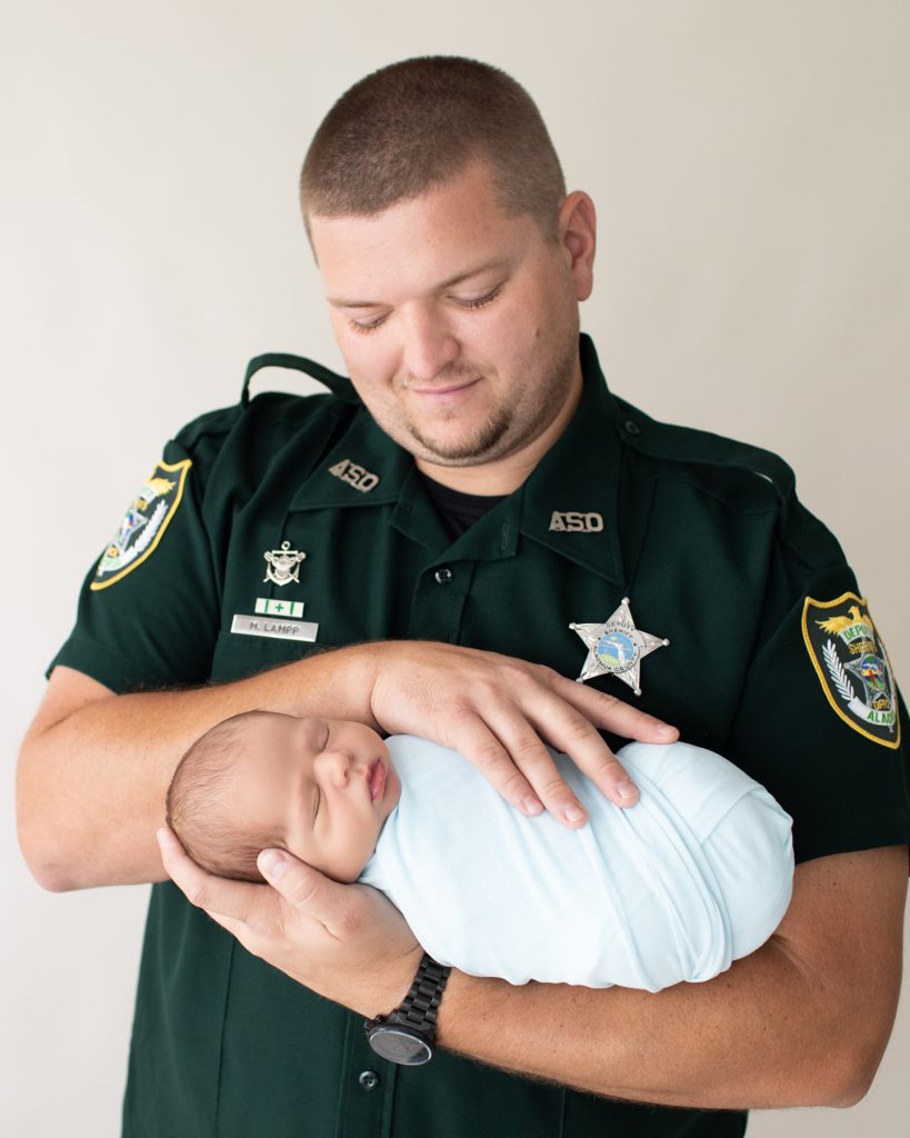 Creative Newborn and Family Photography