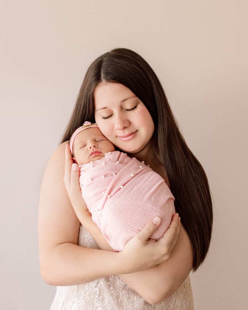 Creative Newborn and Family Photography