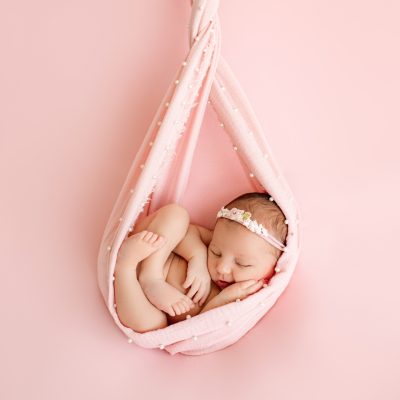 Creative Newborn and Family Photography