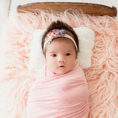 Ideas for Newborn Baby Girl Photo Poses