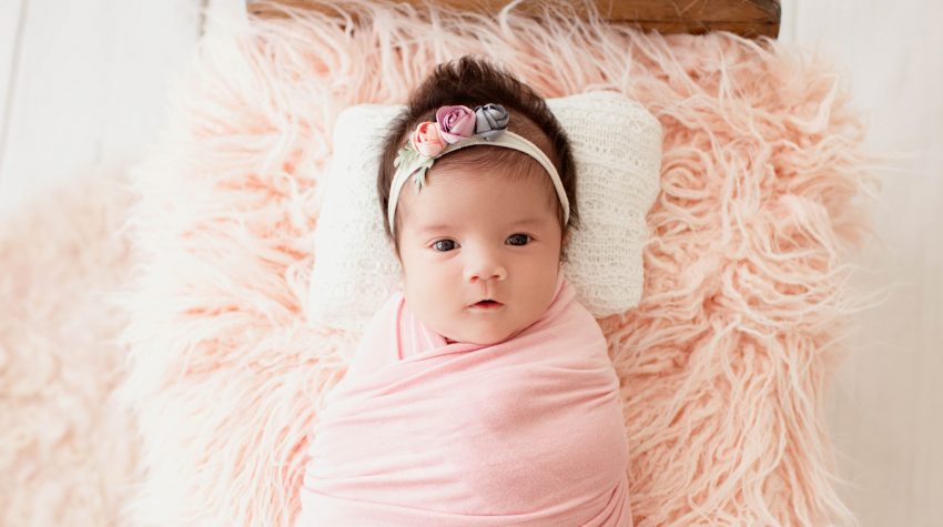 Ideas for Newborn Baby Girl Photo Poses