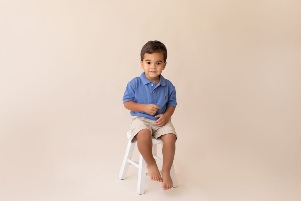 Best Toddler Poses for Two-Year-Olds in Gainesville, Florida