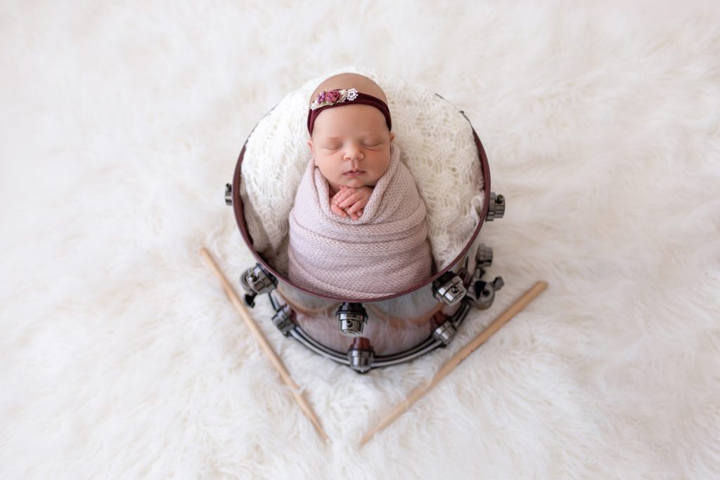 Creative Newborn and Family Photography