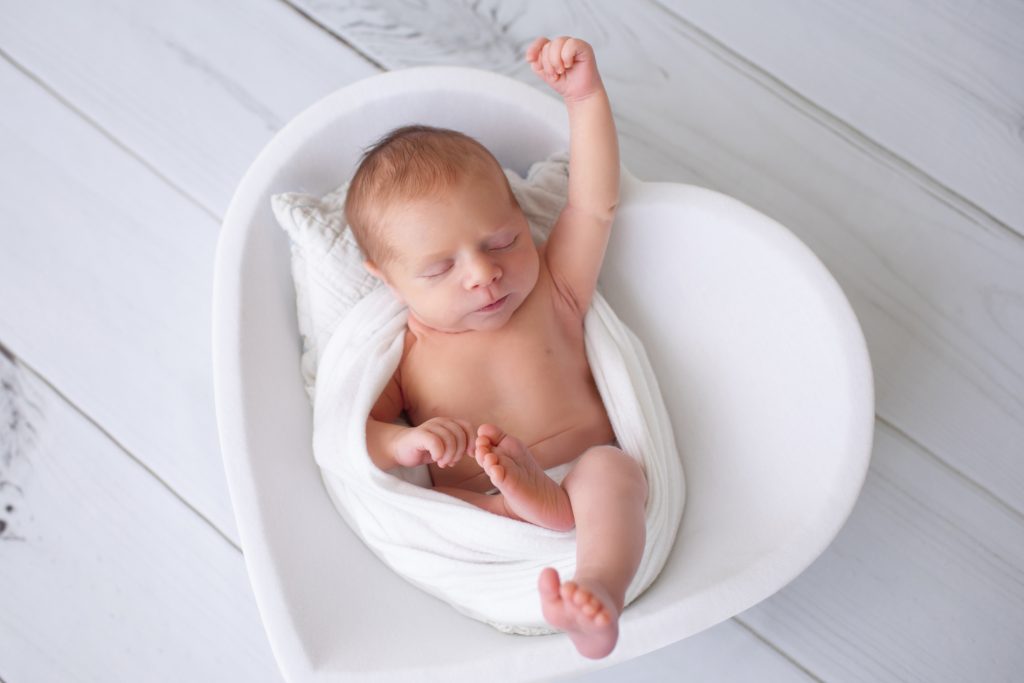 Candid & Creative Newborn Baby Photos