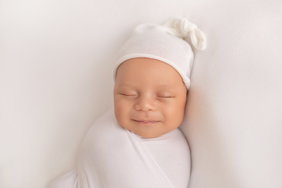 artistic newborn photos gainesville, florida